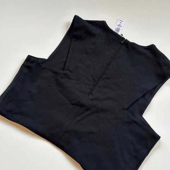 Aritzia Talula Manzanita Black Crop Tank - Size M - Picture 5 of 6